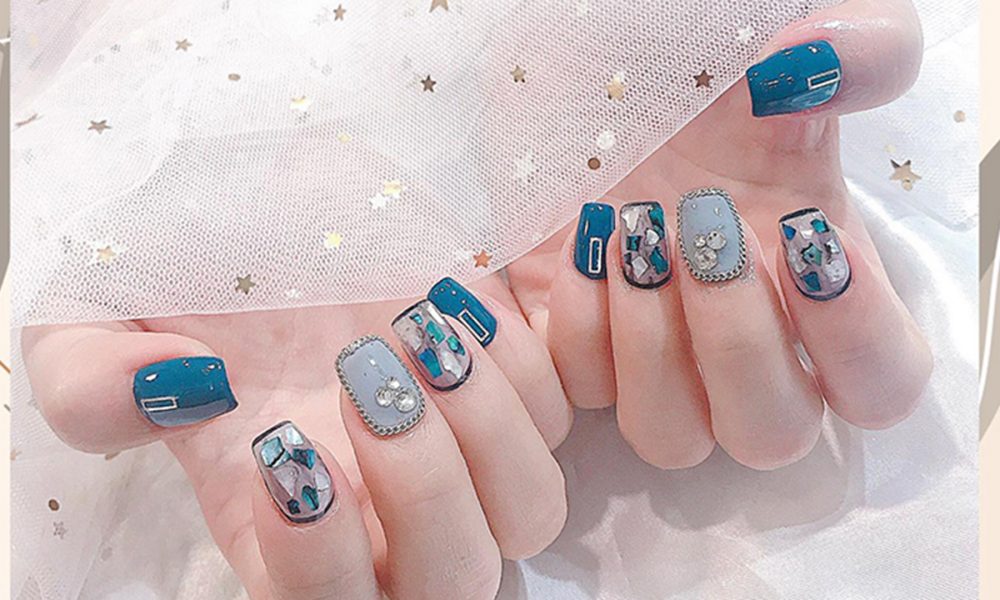 Những mẫu nail xanh cho mùa hè đẹp nhất