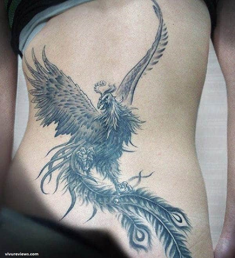 Tattoo phượng hoàng đen trắng thuộc dòng basic phù hợp mọi đối tượng và mọi làn da.