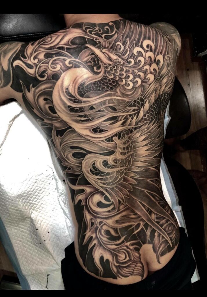 Tattoo Phượng Hoàng Đen Trắng Ý Nghĩa