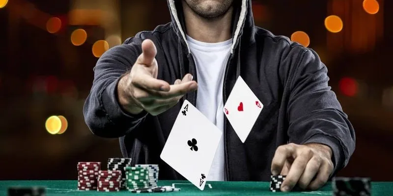 Texas Hold'em Poker là gì? Chiến lược chơi Poker Texas Hold'em