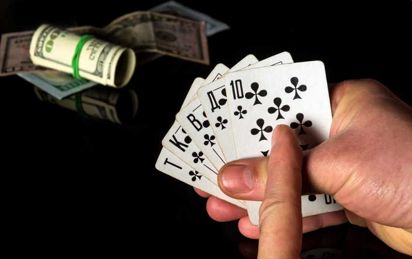 Bluff là gì? Các trường hợp sử dụng Bluff và những lưu ý