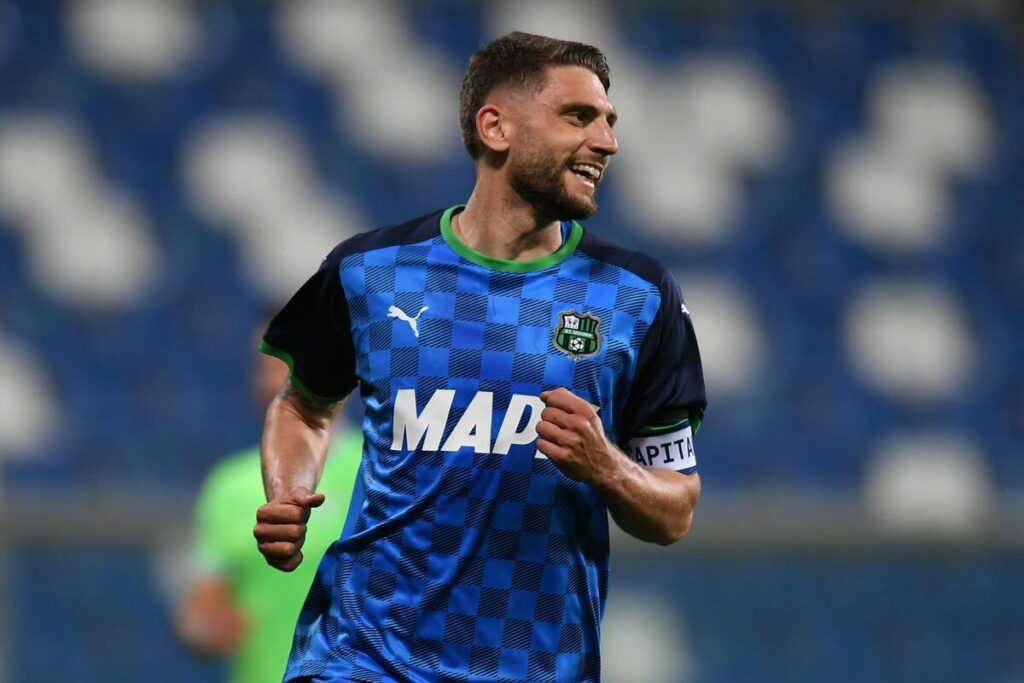 RW trong bóng đá là gì? Cầu thủ chơi RW giỏi