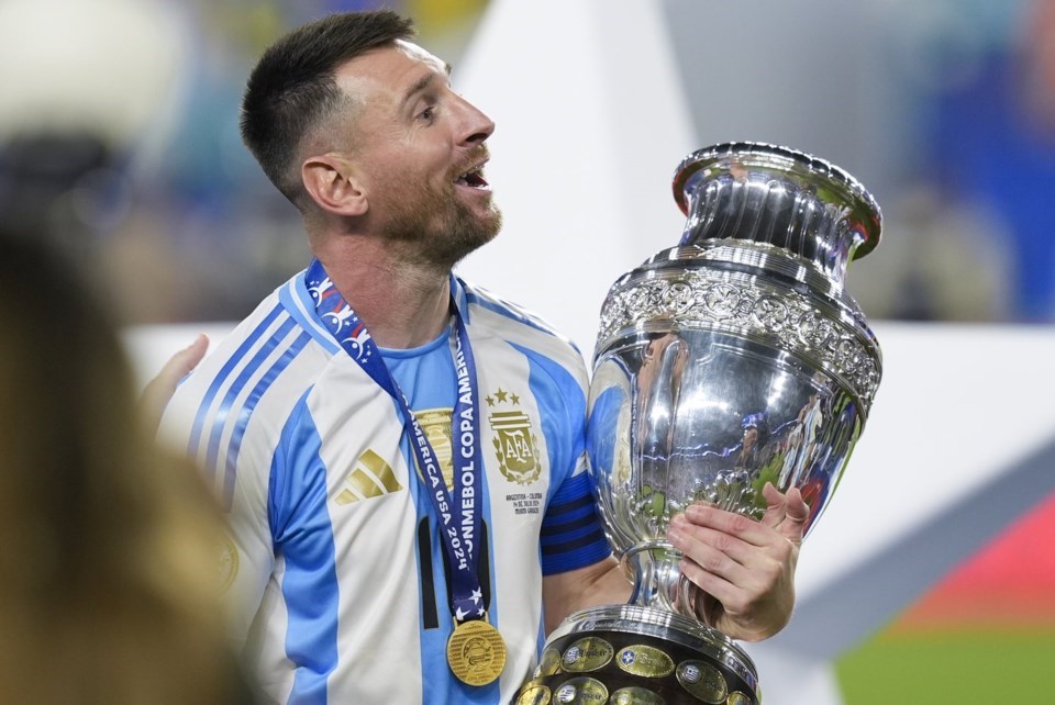 Đăng quang Copa America 2024, Messi trở thành cầu thủ có nhiều danh hiệu vô  địch nhất lịch sử